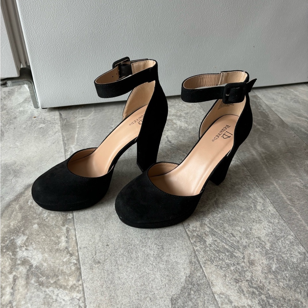 Black Closed-Toe Platform Heels